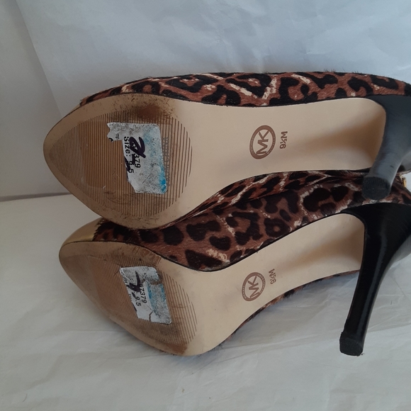 Womens Michael kords Hair Calf booties sz 9.5M - Picture 2 of 16